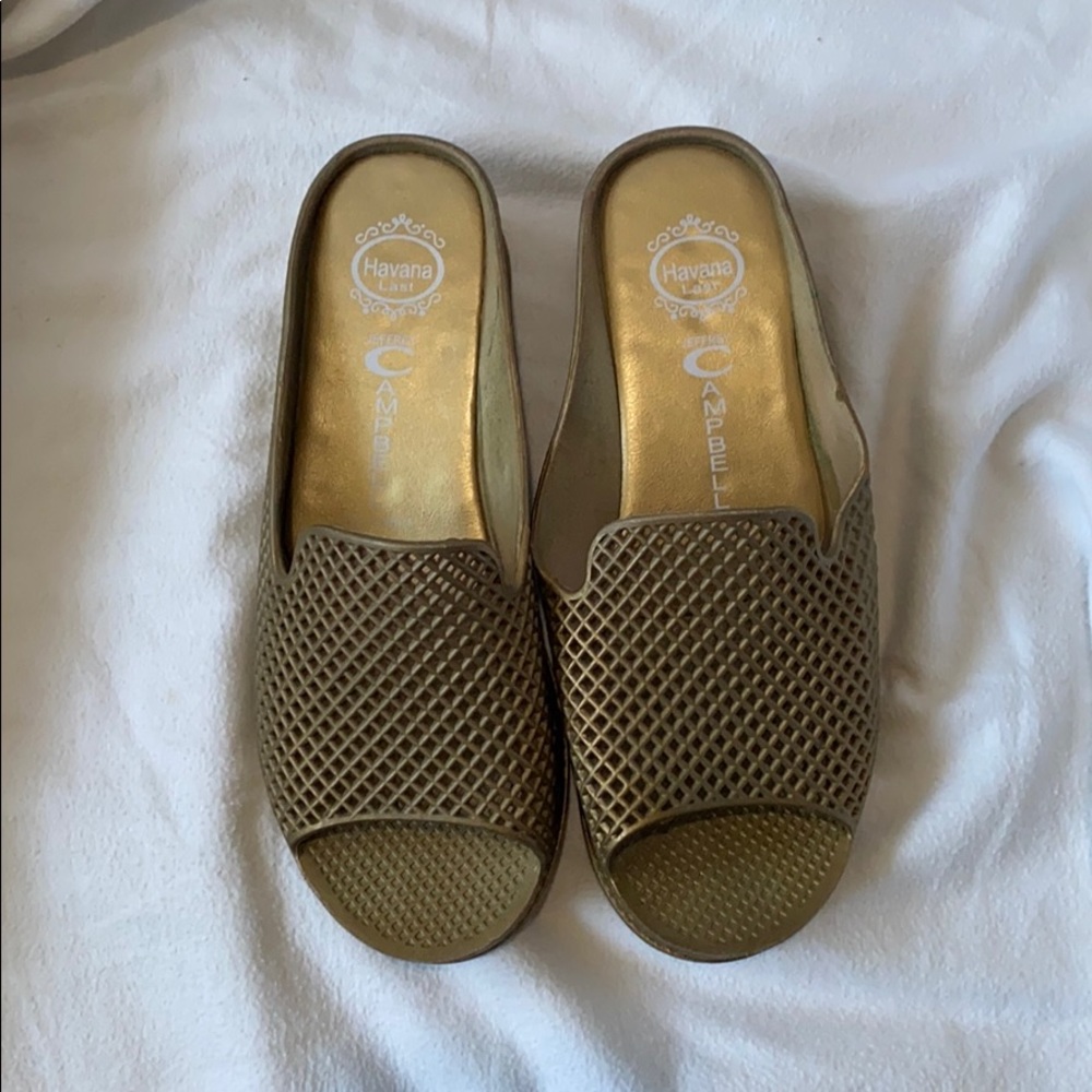 Jeffrey Campbell Slides .